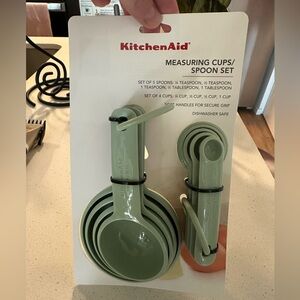 NEW KitchenAid Sage Measuring Cup and Spoon Set